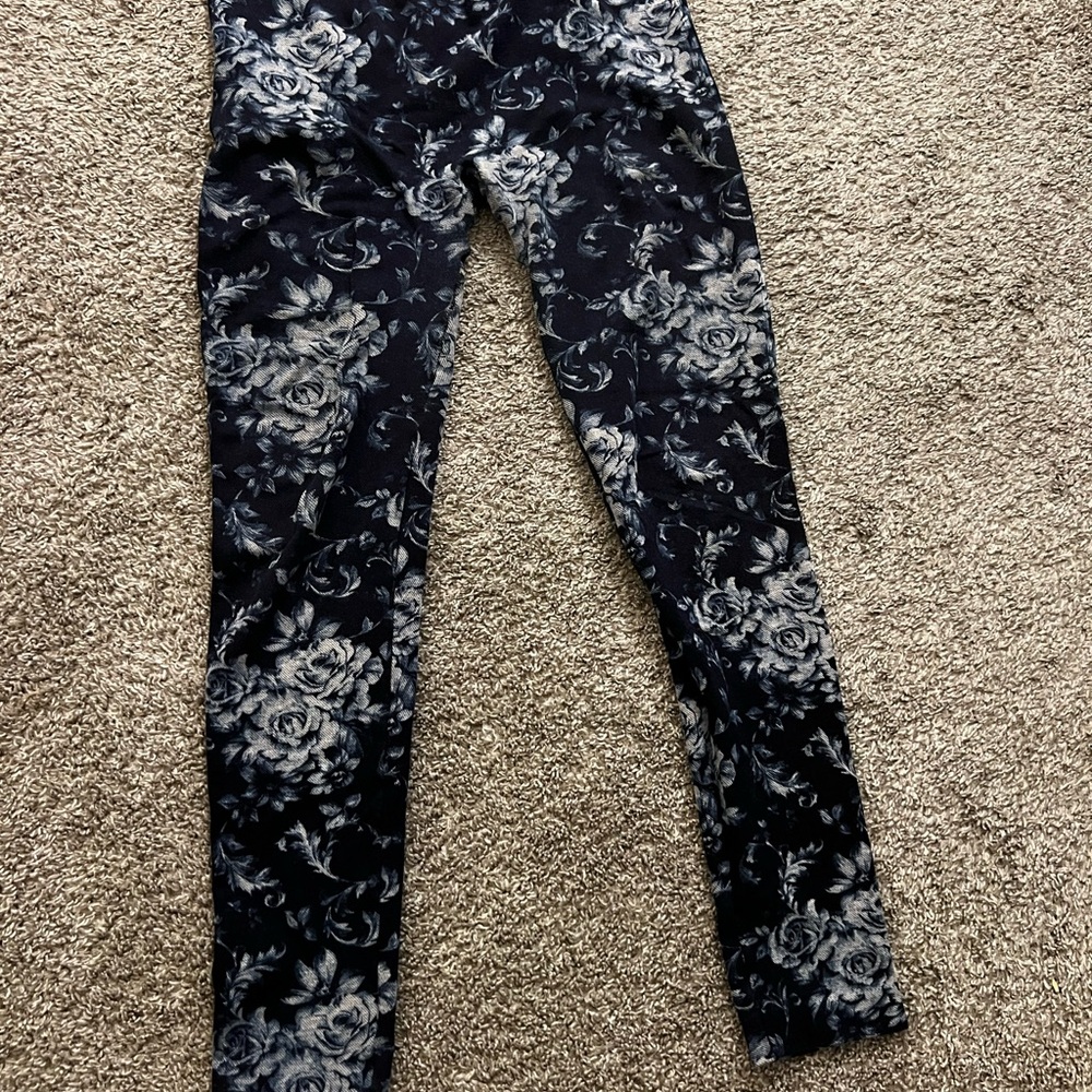 Minicci Navy, White, and Gray Floral Leggings